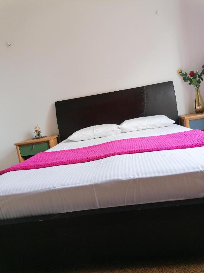 Athinas Apartment Near Acropoli And Monastiraki Metro Athene Buitenkant foto